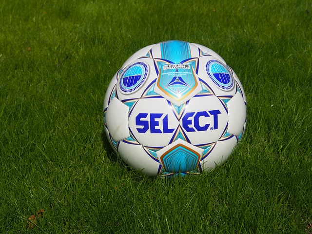 富盛名的足 富盛名的足